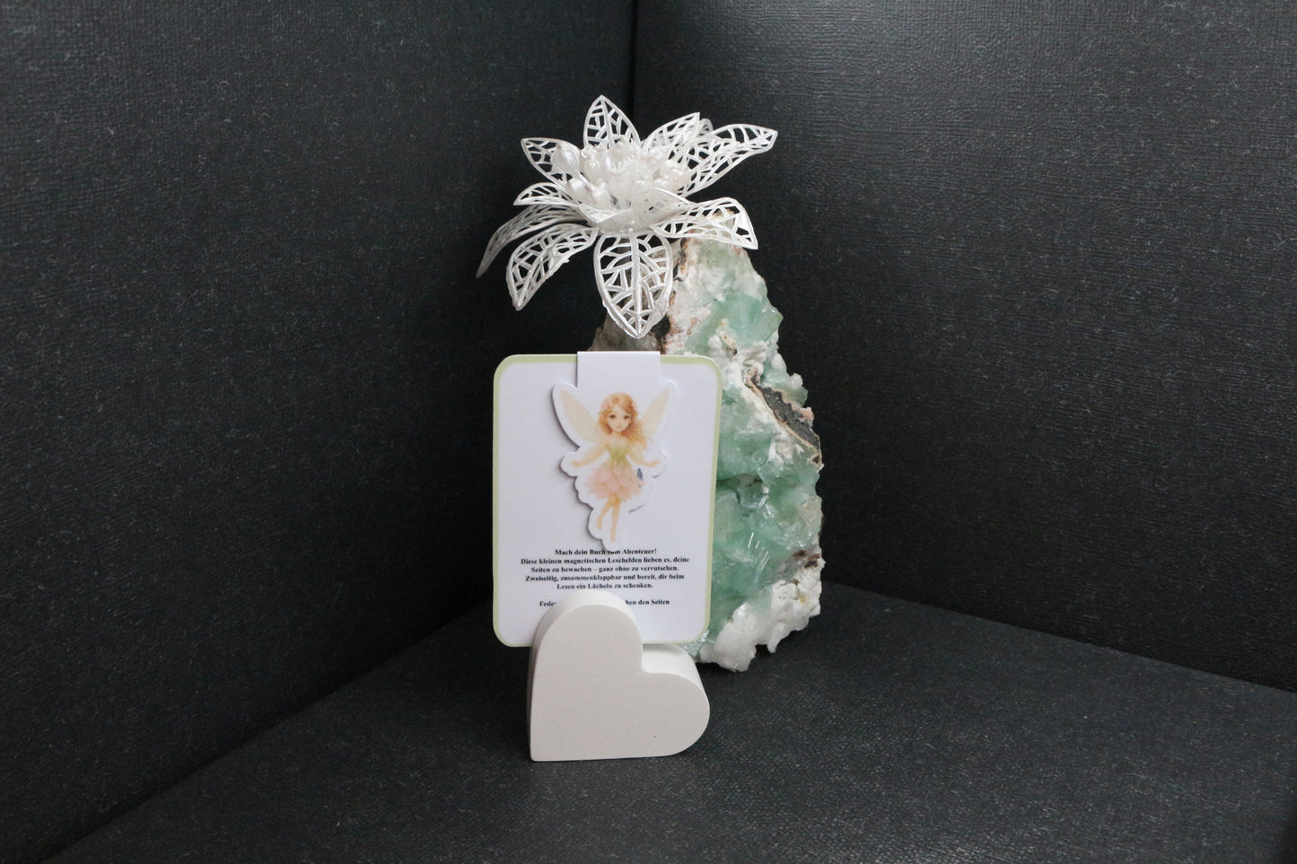 Sticker oder Lesezeichen "Federflügel"